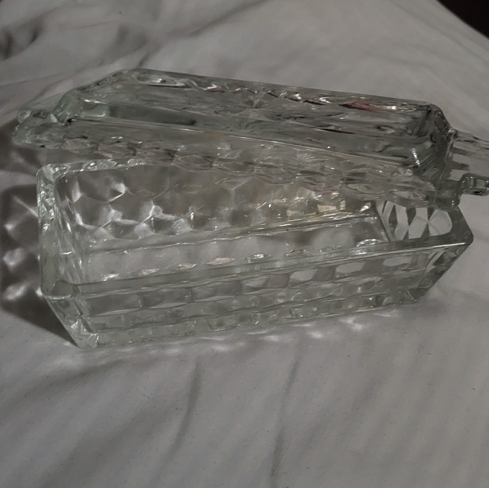 ANTIQUE GLASS BUTTER DISH 1915 vintage glass